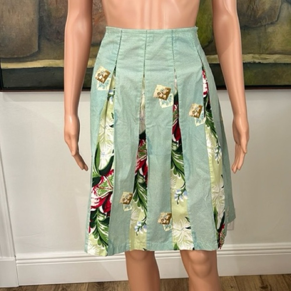 Custo Barcelona | Pleated Floral Mini Skirt | Green & Pink | Size 6